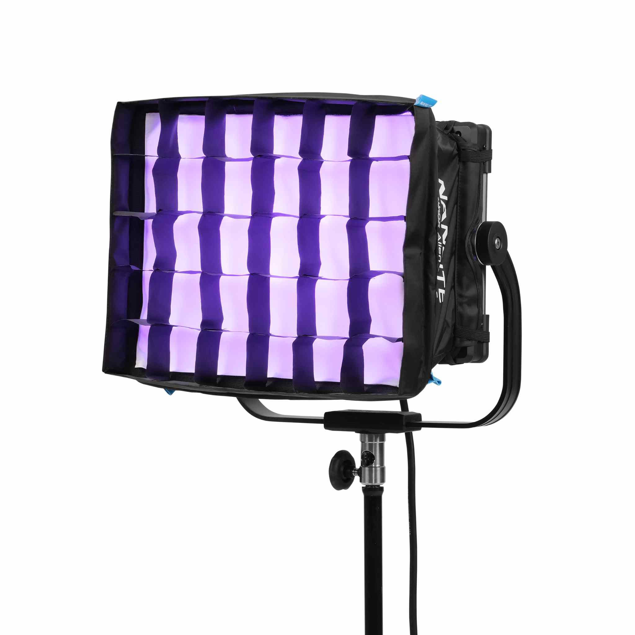 Alien 150C RGBWW LED Panel Light with CRMX - Image 3